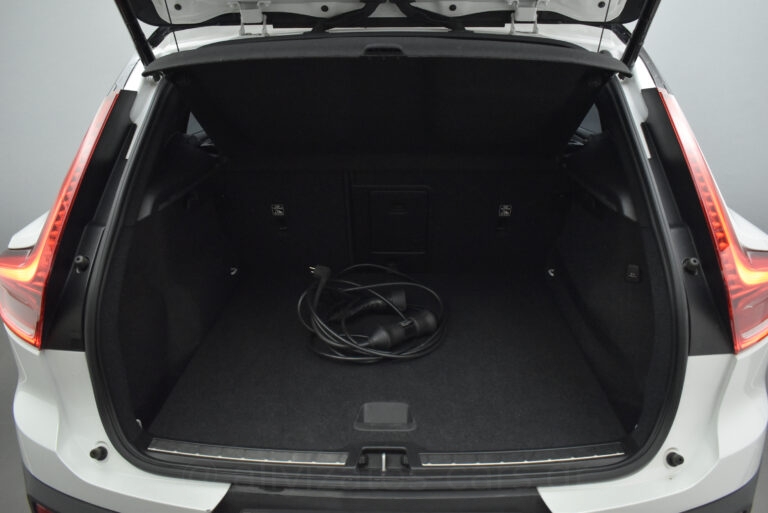 Volvo XC40 -  T5 Recharge 262hp Leather Navi R19