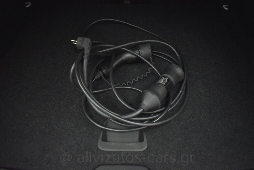 Volvo XC40 -  T5 Recharge 262hp Leather Navi R19