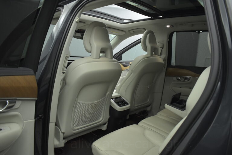 Volvo XC90 - B5 Hybrid AWD Inscription 7 seats Panorama