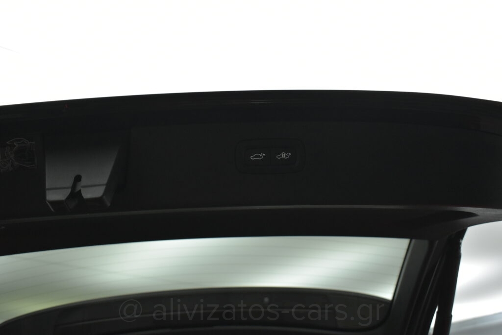 Volvo XC90 - B5 Hybrid AWD Inscription 7 seats Panorama