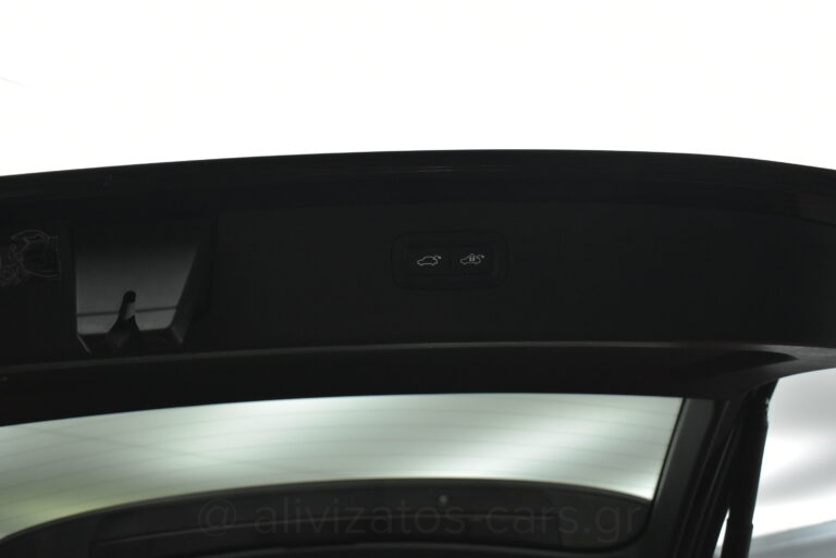 Volvo XC90 - B5 Hybrid AWD Inscription 7 seats Panorama