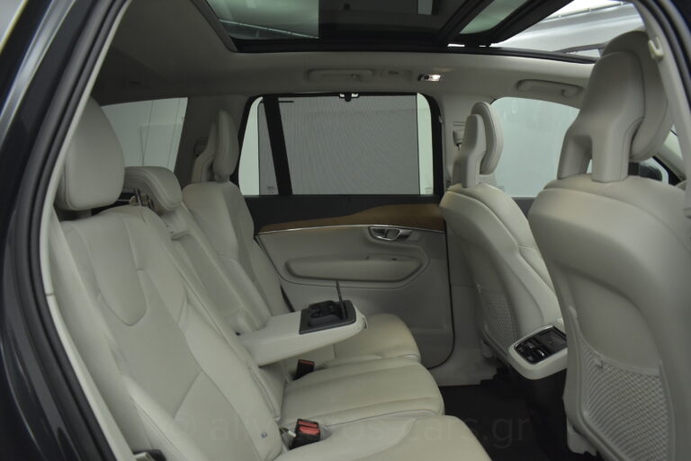 Volvo XC90 - B5 Hybrid AWD Inscription 7 seats Panorama