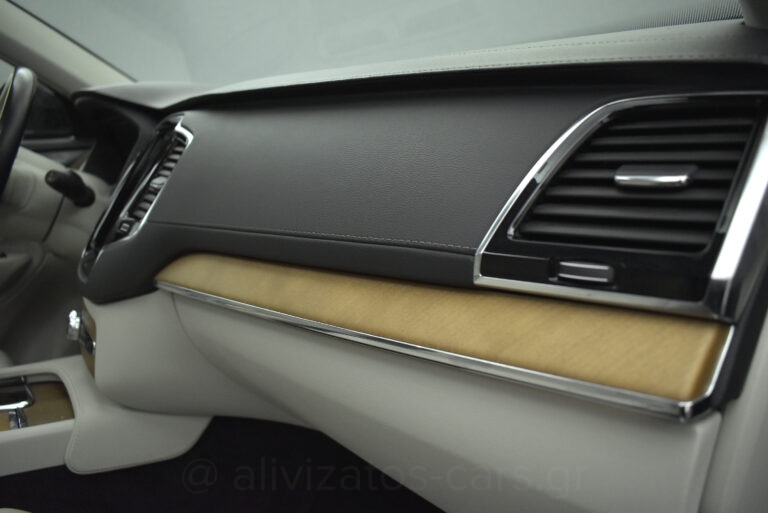 Volvo XC90 - B5 Hybrid AWD Inscription 7 seats Panorama