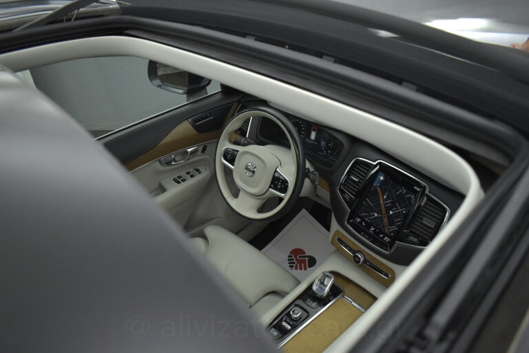 Volvo XC90 - B5 Hybrid AWD Inscription 7 seats Panorama