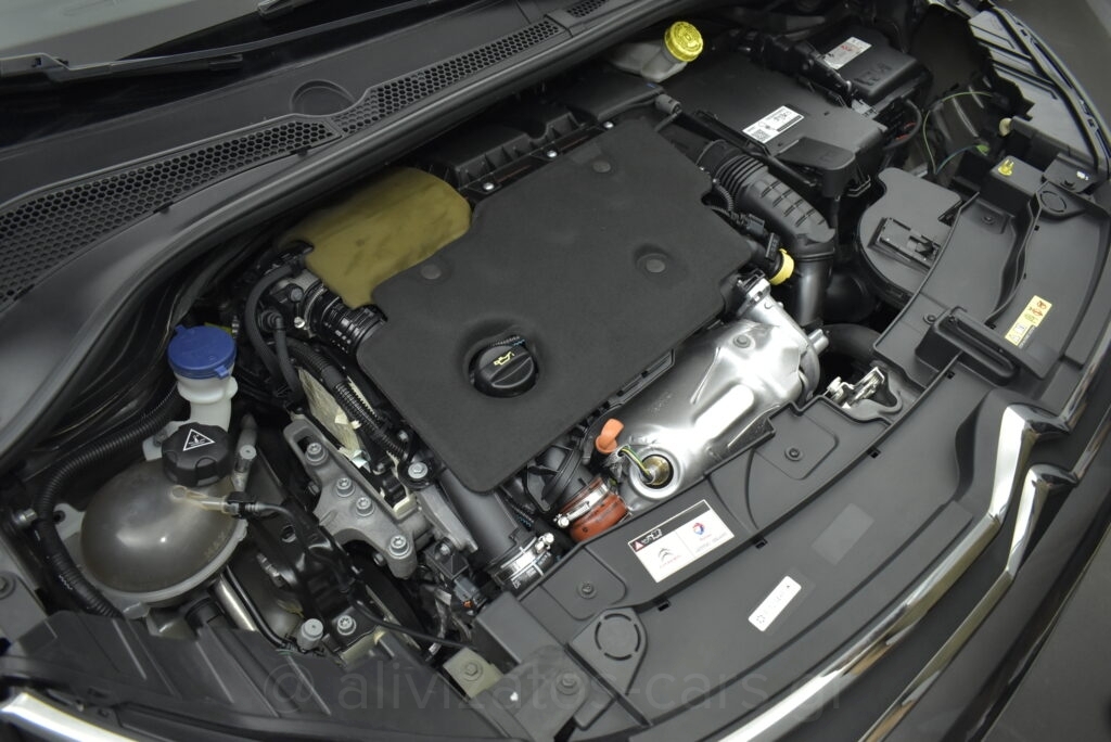 Citroen C3 - 1.5 Corporate S&S 100hp & Led