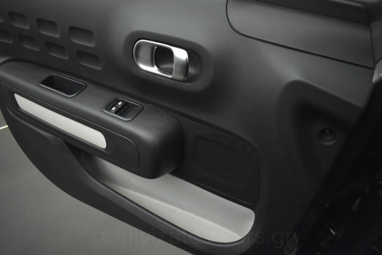 Citroen C3 - 1.5 Corporate S&S 100hp & Led