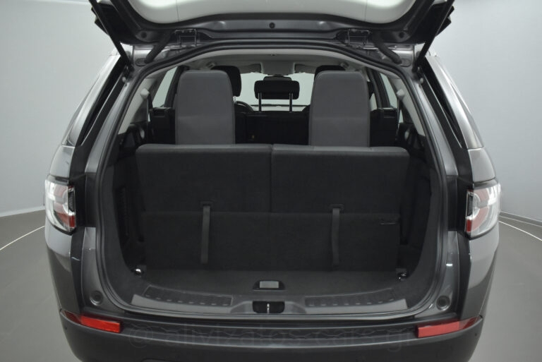 Land Rover Discovery Sport - 2.0 Diesel 4WD 180hp 7Seats Navigation & Camera