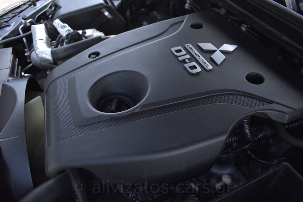 Mitsubishi L200 -  2.3 Double Cab INVITE 4x4