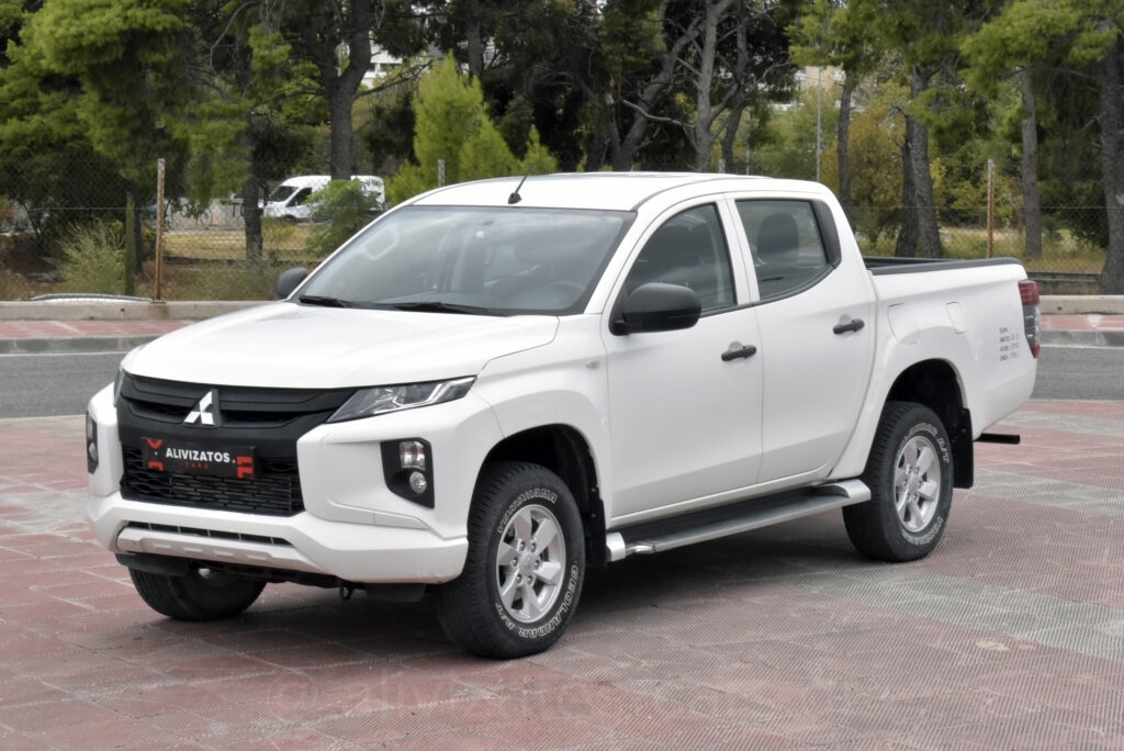 Mitsubishi L200 -  2.3 Double Cab INVITE 4x4