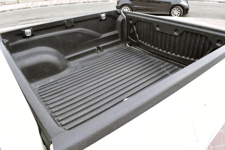 Mitsubishi L200 -  2.3 Double Cab INVITE 4x4