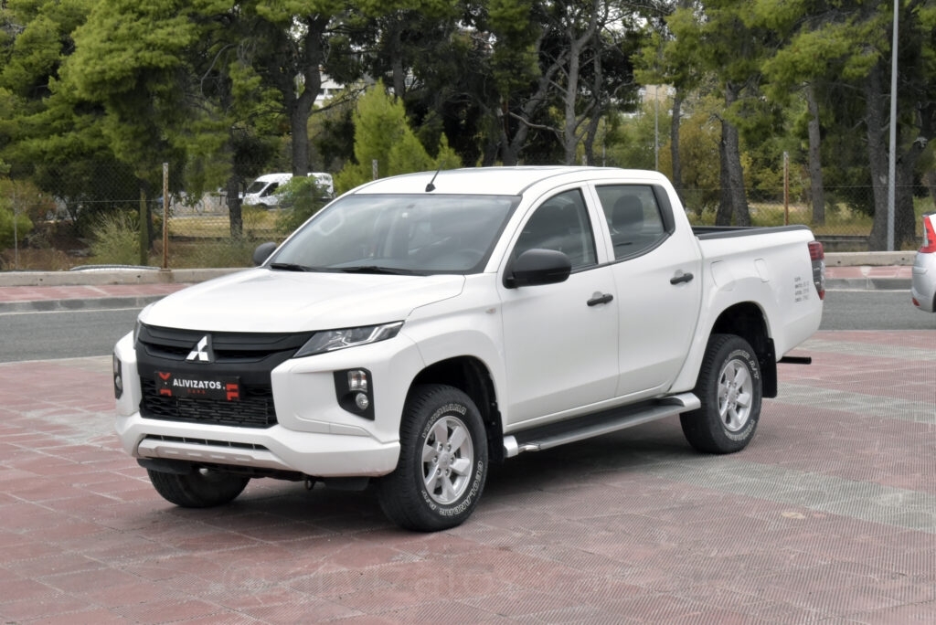 Mitsubishi L200 -  2.3 Double Cab INVITE 4x4
