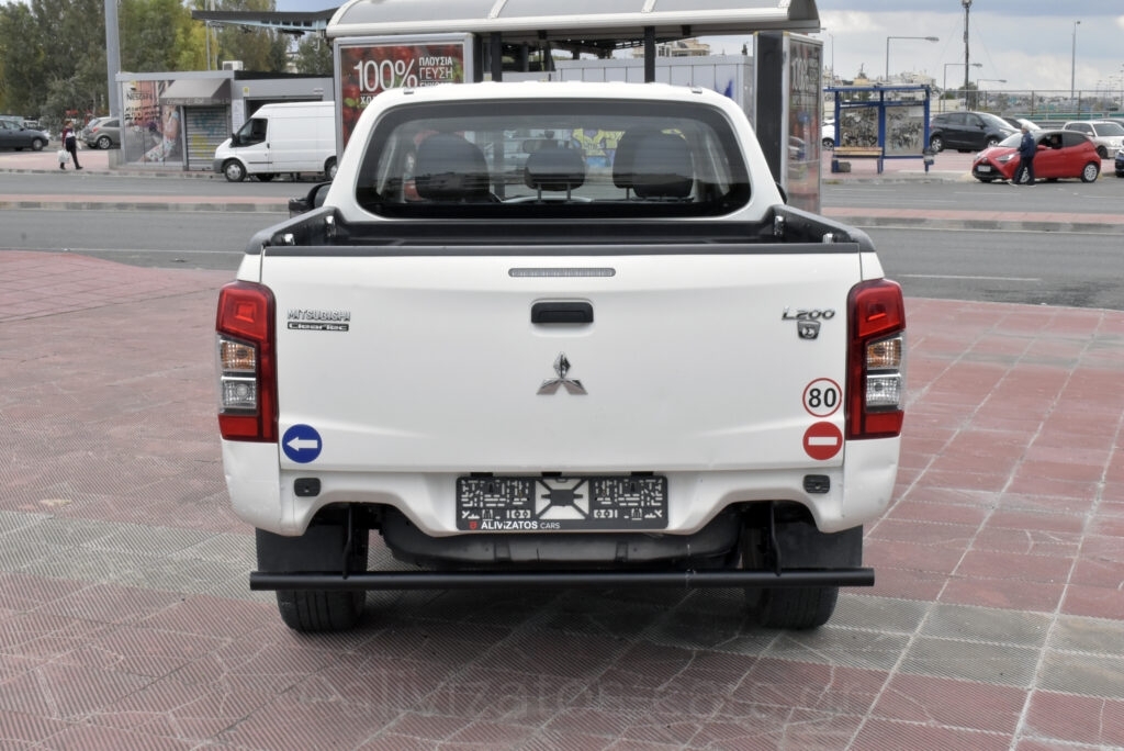 Mitsubishi L200 -  2.3 Double Cab INVITE 4x4