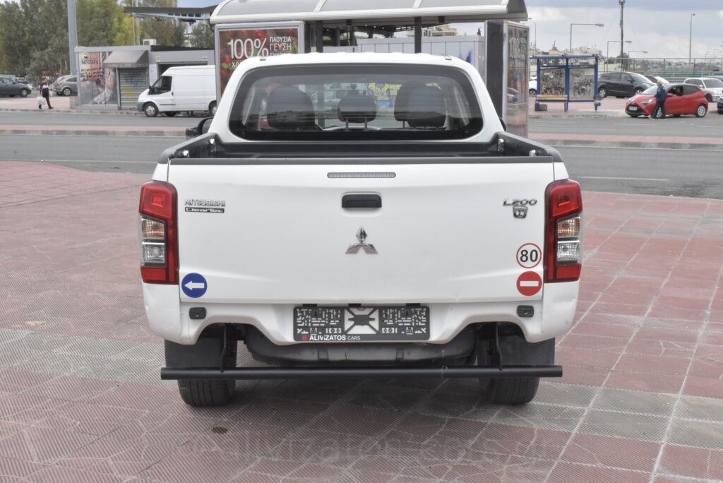 Mitsubishi L200 -  2.3 Double Cab INVITE 4x4
