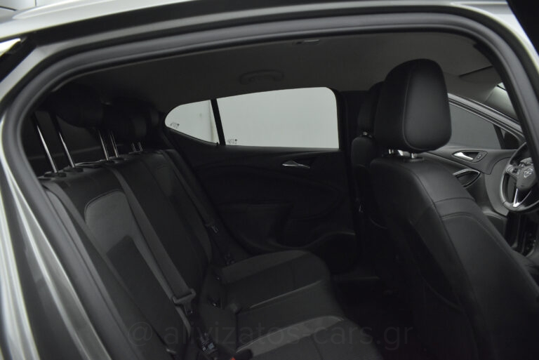 Opel Astra - 1.5 d ELEGANCE 122 hp 7.000 km !!!