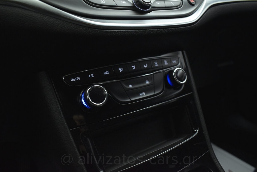 Opel Astra - 1.5 d ELEGANCE 122 hp 7.000 km !!!