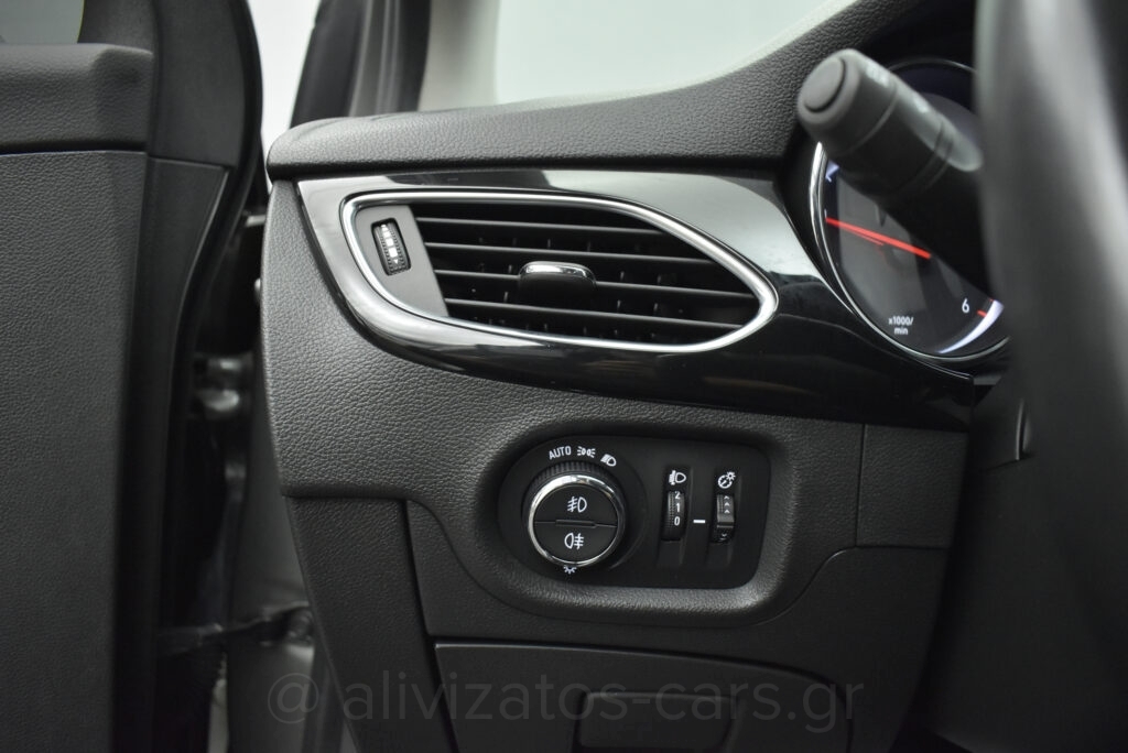 Opel Astra - 1.5 d ELEGANCE 122 hp 7.000 km !!!