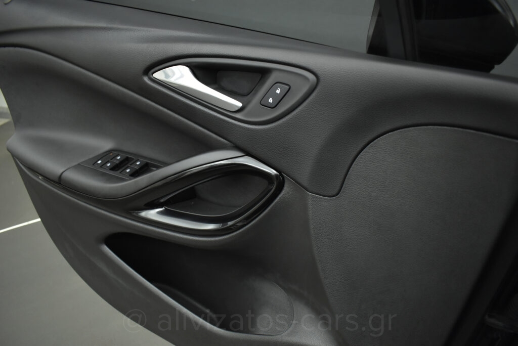 Opel Astra - 1.5 d ELEGANCE 122 hp 7.000 km !!!