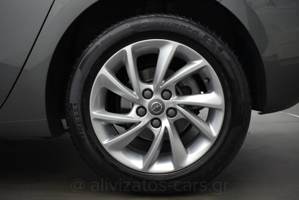 Opel Astra - 1.5 d ELEGANCE 122 hp 7.000 km !!!