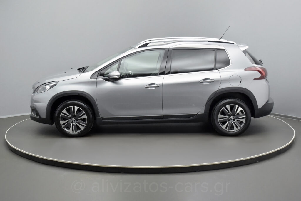 Peugeot 2008 - 1.2 PureTech S&S Allure 110hp Navigation