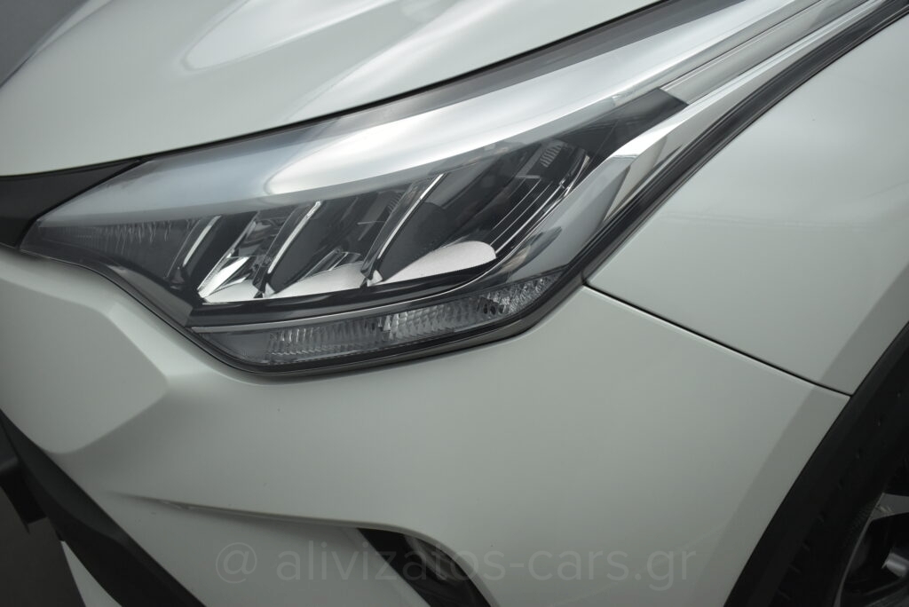 Toyota C-HR - 1.8 HSD e-CTV C-lub Bi-tone Facelift