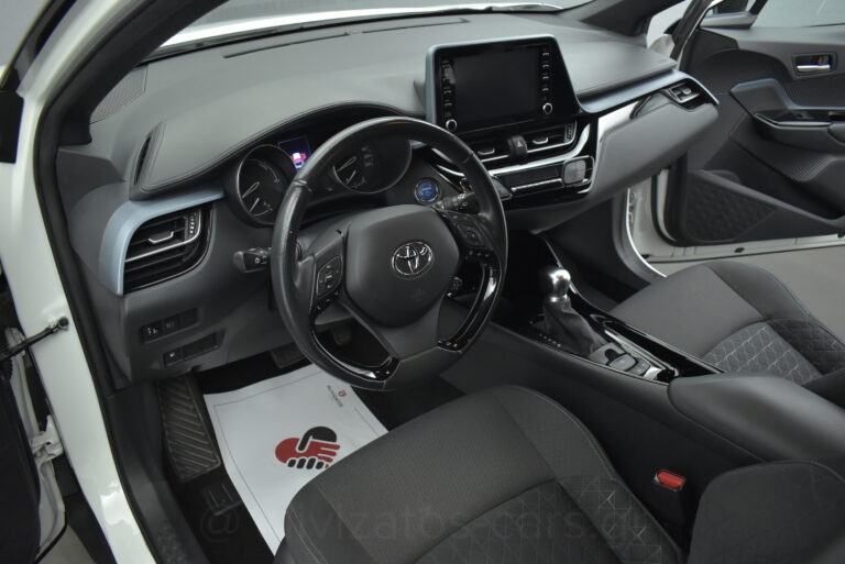 Toyota C-HR - 1.8 HSD e-CTV C-lub Bi-tone Facelift
