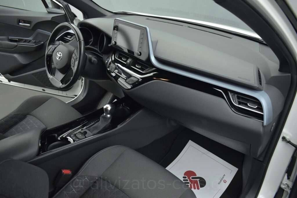 Toyota C-HR - 1.8 HSD e-CTV C-lub Bi-tone Facelift