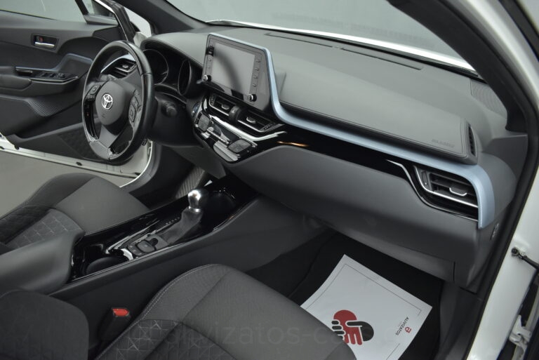 Toyota C-HR - 1.8 HSD e-CTV C-lub Bi-tone Facelift