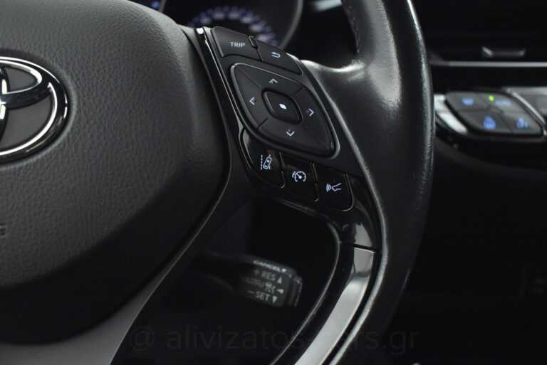 Toyota C-HR - 1.8 HSD e-CTV C-lub Bi-tone Facelift