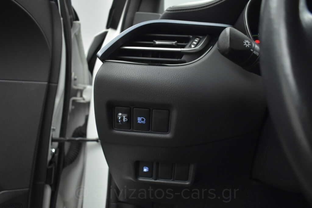 Toyota C-HR - 1.8 HSD e-CTV C-lub Bi-tone Facelift