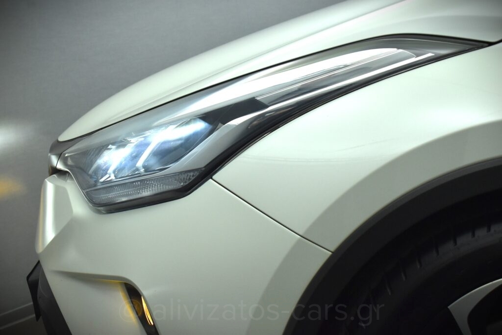 Toyota C-HR - 1.8 HSD e-CTV C-lub Bi-tone Facelift