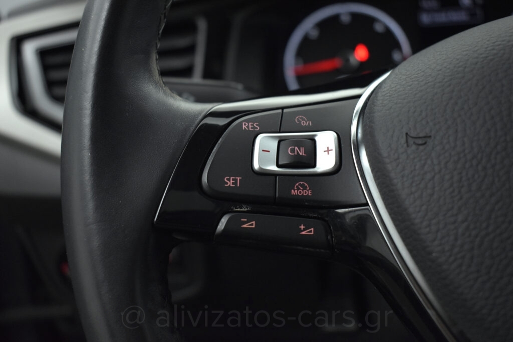 Volkswagen Polo - 1.0 TSi DSG7 Comfortline 95hp