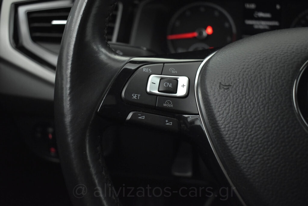 Volkswagen Polo - 1.0 TSi DSG7 Comfortline 95hp