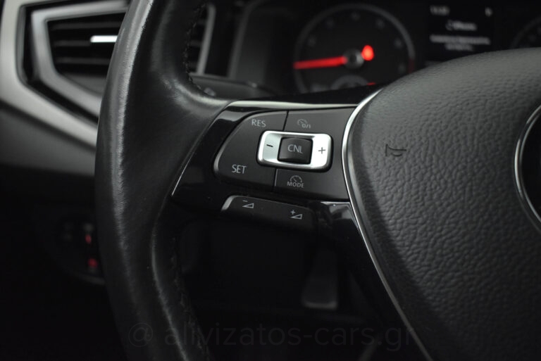 Volkswagen Polo - 1.0 TSi DSG7 Comfortline 95hp