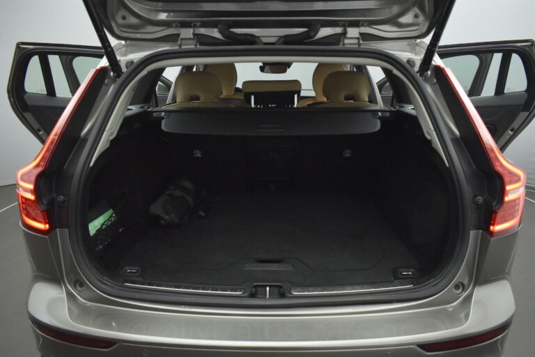 Volvo V60 – 2.0 T6 PHEV INSCRIPTION AWD 340hp Volvo V60 - 2.0 T6 PHEV INSCRIPTION AWD 340hp