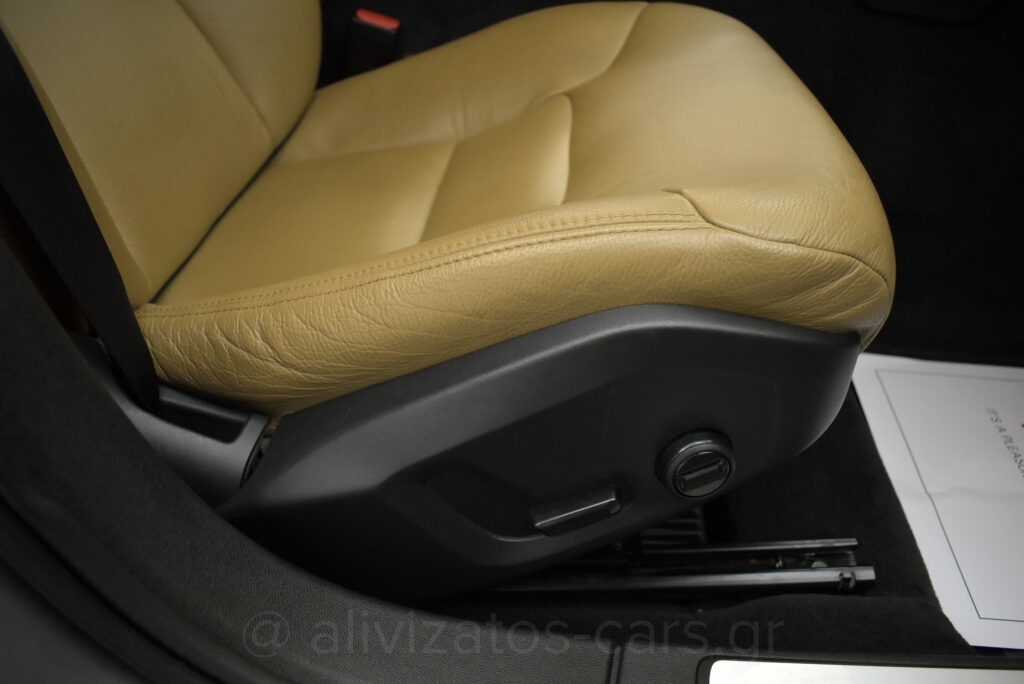 Volvo V60 - 2.0 T6 PHEV INSCRIPTION AWD 340hp