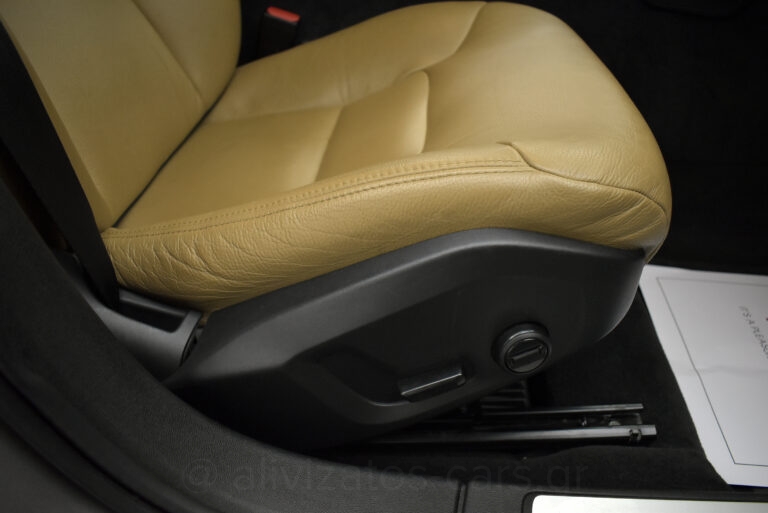 Volvo V60 – 2.0 T6 PHEV INSCRIPTION AWD 340hp Volvo V60 - 2.0 T6 PHEV INSCRIPTION AWD 340hp