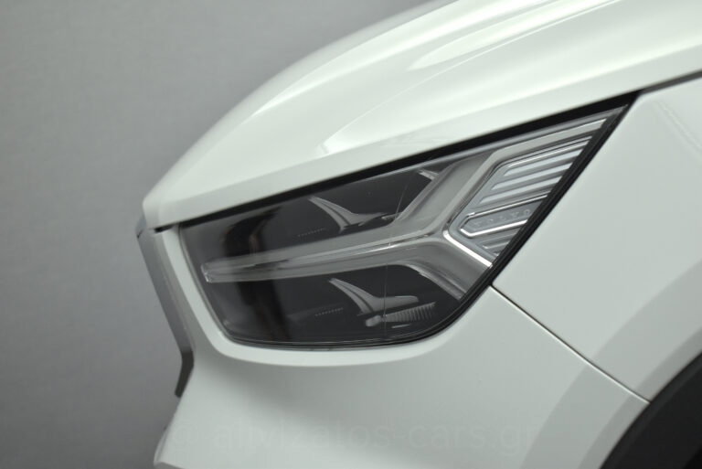 Volvo XC40 -  T5 Recharge Inscription 262hp Navi R18