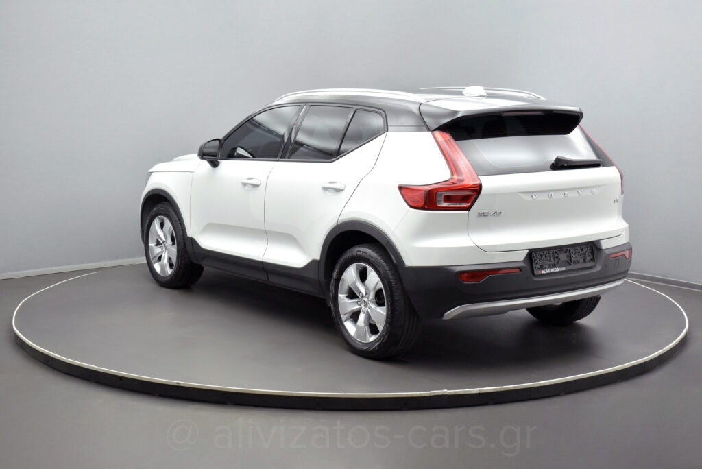 Volvo XC40 -  T5 Recharge Inscription 262hp Navi R18
