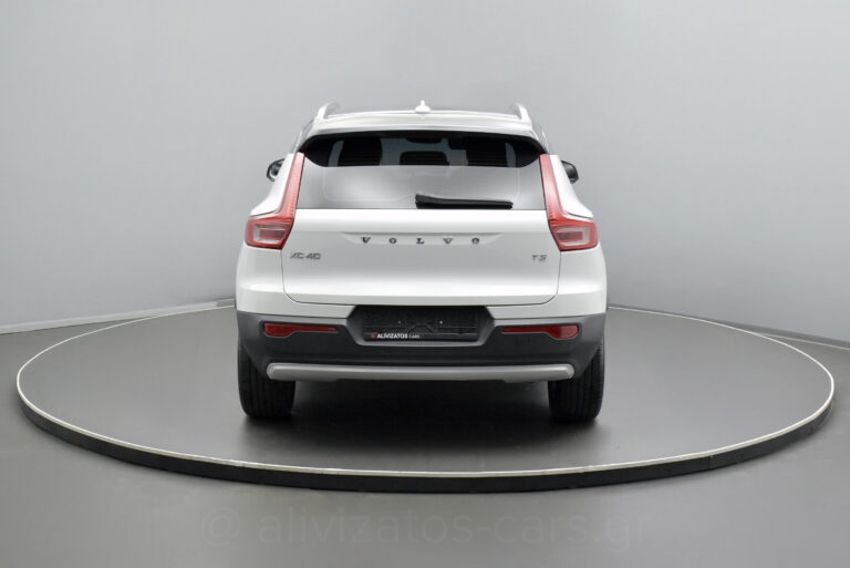Volvo XC40 -  T5 Recharge Inscription 262hp Navi R18