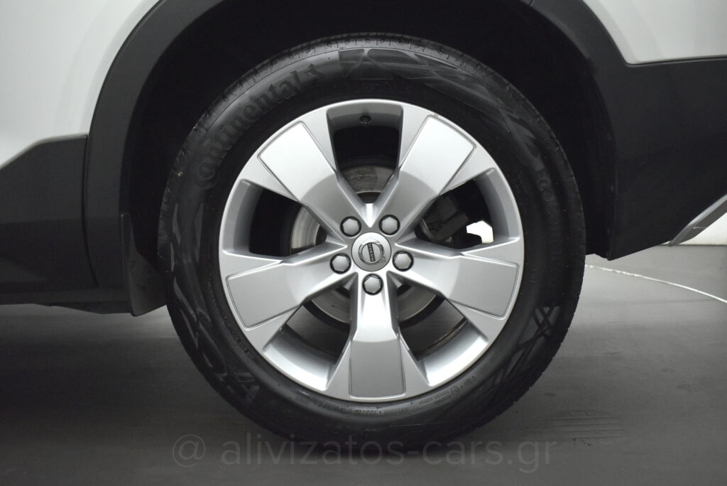 Volvo XC40 -  T5 Recharge Inscription 262hp Navi R18