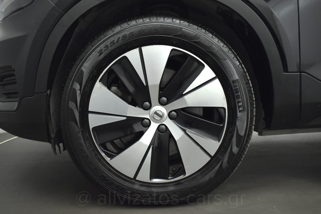 Volvo XC40 -  T5 Recharge Inscription Plug in 262hp Camera & Navi