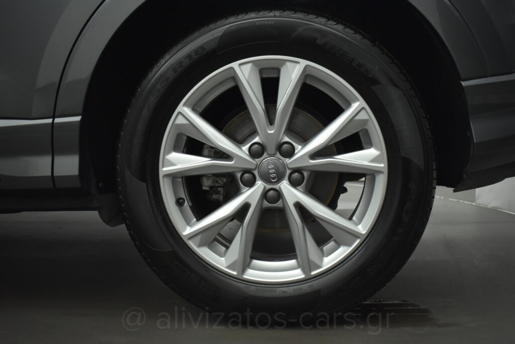 Audi Q3 - 35 TFSI S tronic 150hp S Line Panorama