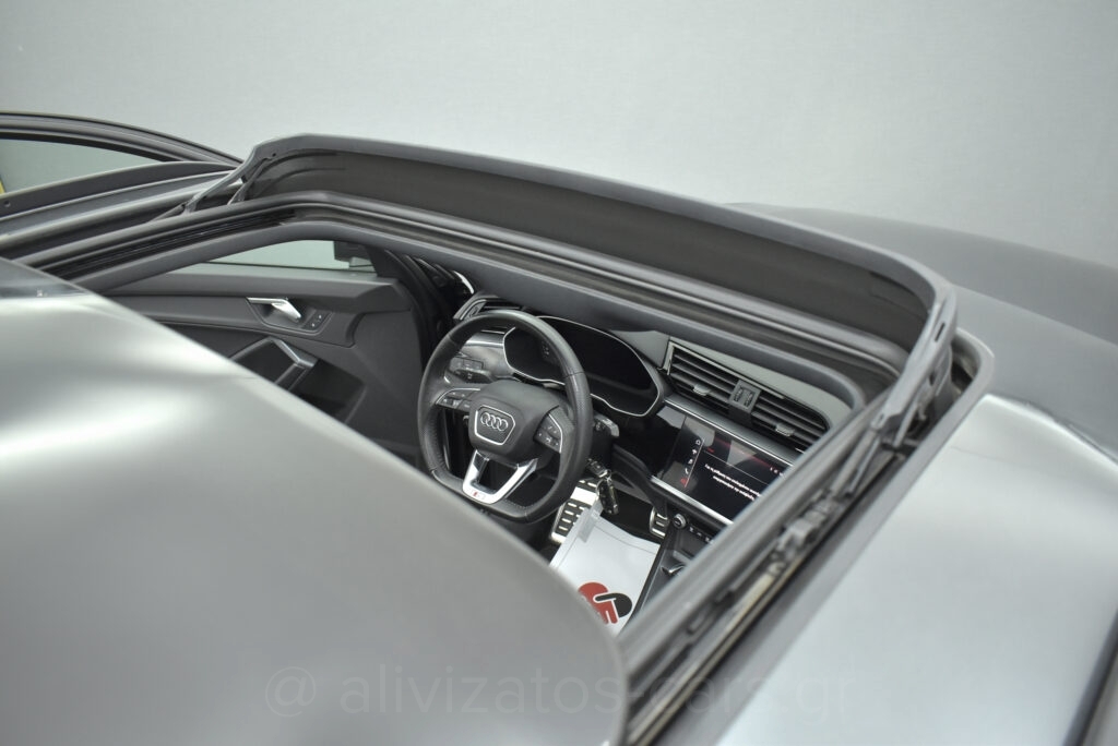 Audi Q3 - 35 TFSI S tronic 150hp S Line Panorama