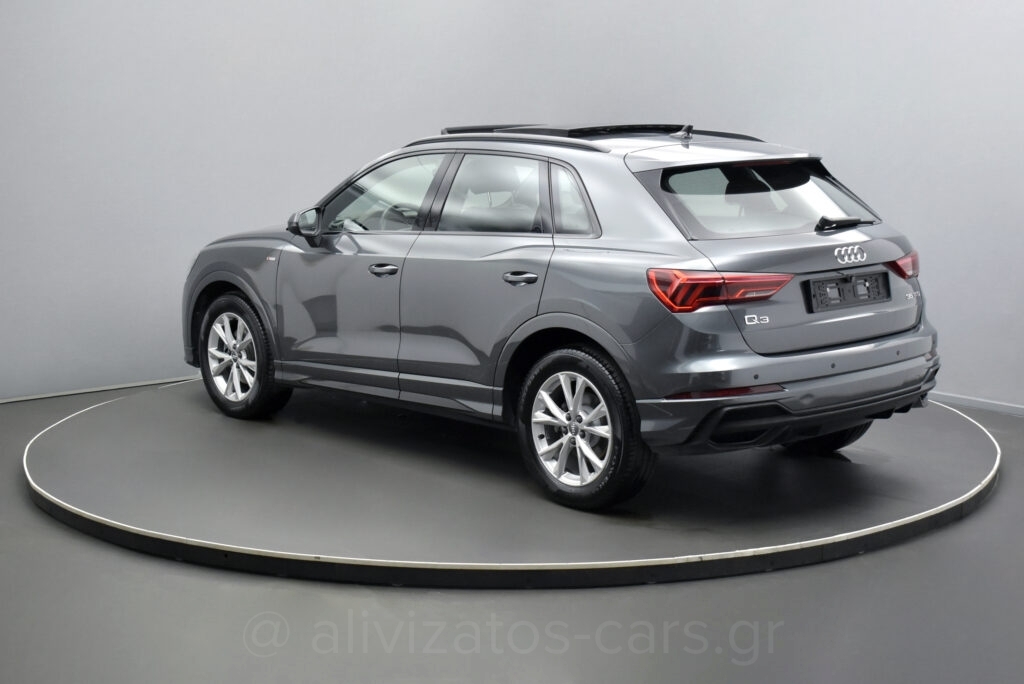 Audi Q3 - 35 TFSI S tronic 150hp S Line Panorama