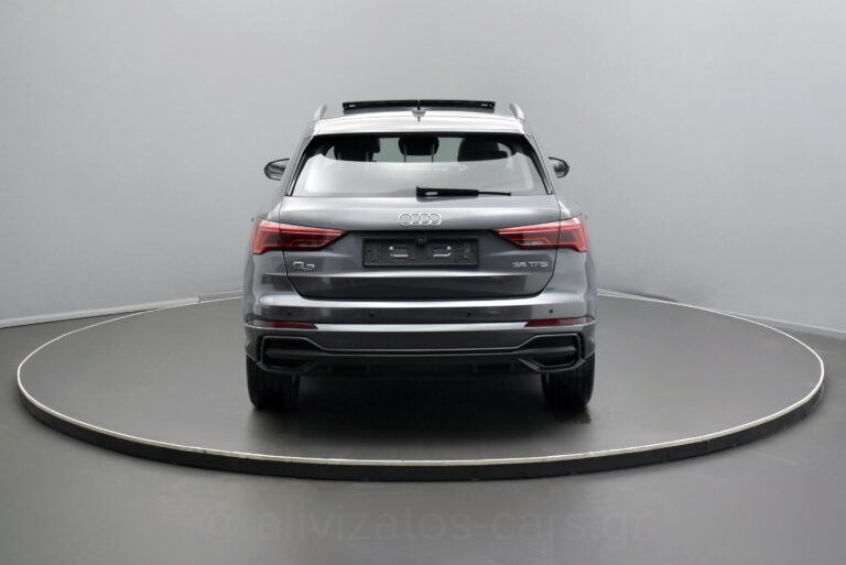 Audi Q3 - 35 TFSI S tronic 150hp S Line Panorama