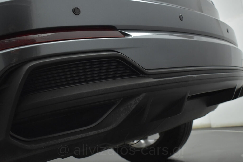 Audi Q3 - 35 TFSI S tronic 150hp S Line Panorama