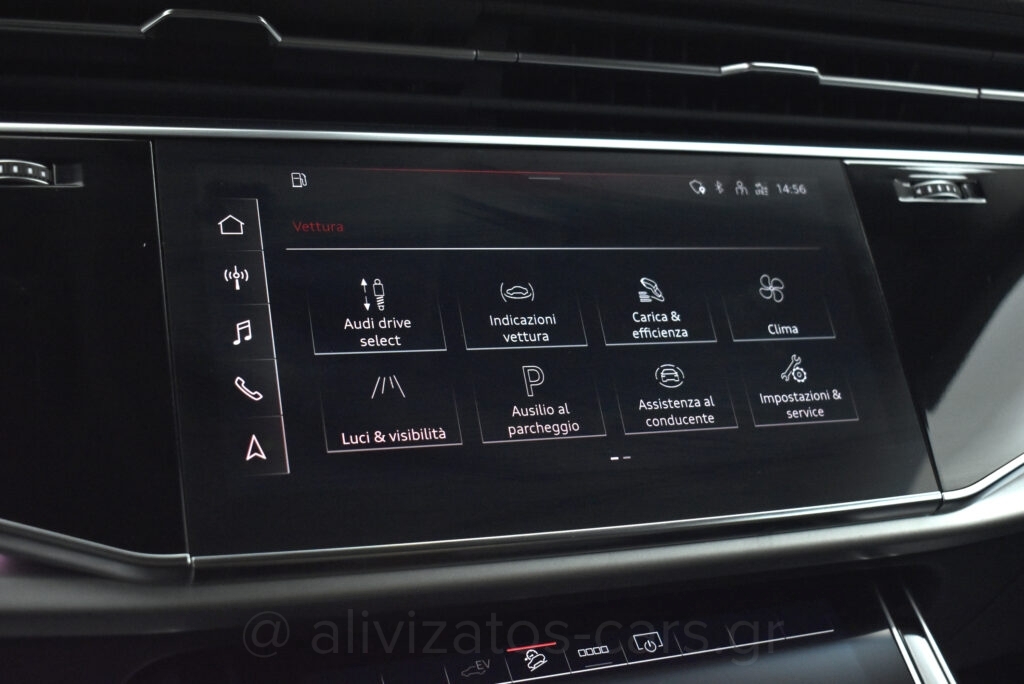 Audi Q8 - 55 TFSIe Quattro Tiptronic Plug-in Hybrid Black Look Packet