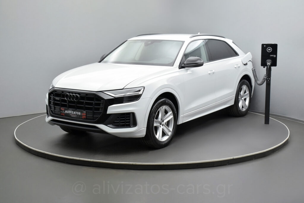 Audi Q8 - 55 TFSIe Quattro Tiptronic Plug-in Hybrid Black Look Packet