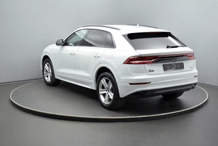 Audi Q8 - 55 TFSIe Quattro Tiptronic Plug-in Hybrid Black Look Packet