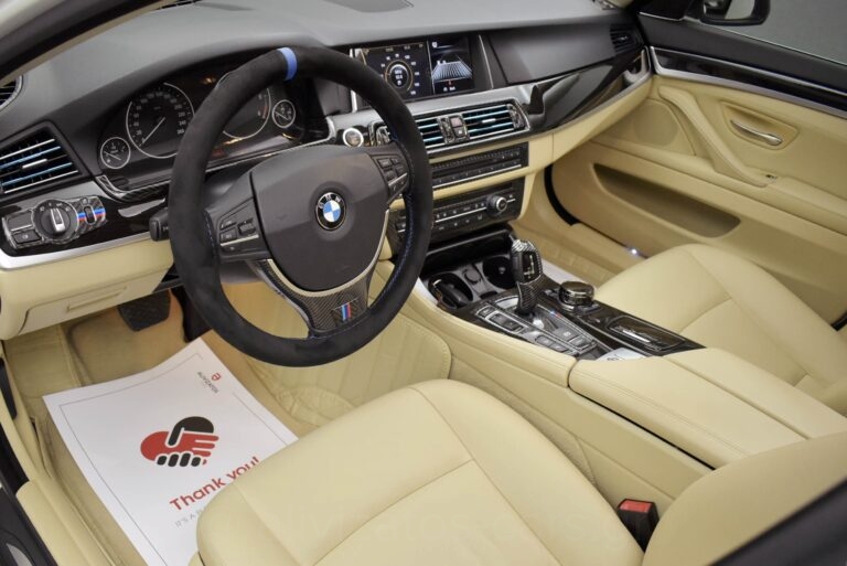 Bmw 525 - 2.0 xDrive Steptronic Full Leather Panorama & Navigation